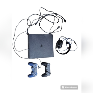 Sony PlayStation 4 Slim Console Black 2 Controllers ALL Cords‎ Rig Headset Mic